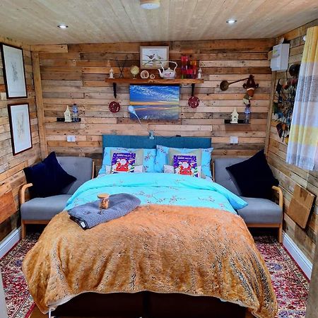 Lilac Cottage Cabin Swafield ภายนอก รูปภาพ
