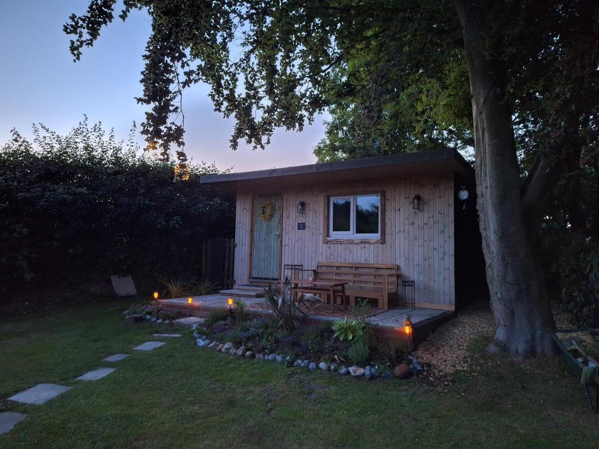 Lilac Cottage Cabin Swafield ภายนอก รูปภาพ
